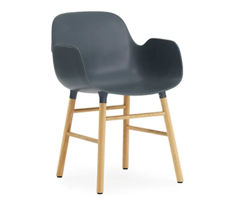 Normann Copenhagen stoel Form armchair eiken-Blauw Nieuw