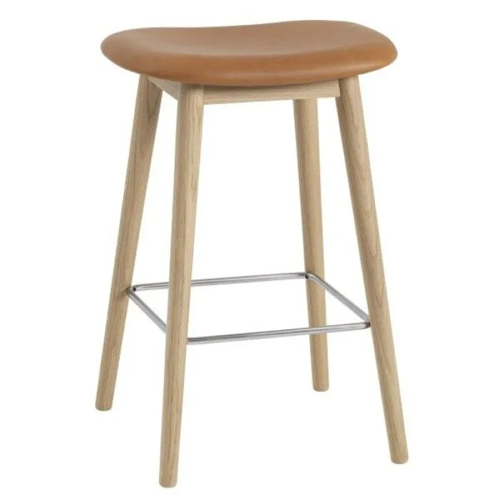 Gereduceerde Prijs Muuto Fiber Wood gestoffeerde barkruk-Cognac-Zithoogte 65 cm