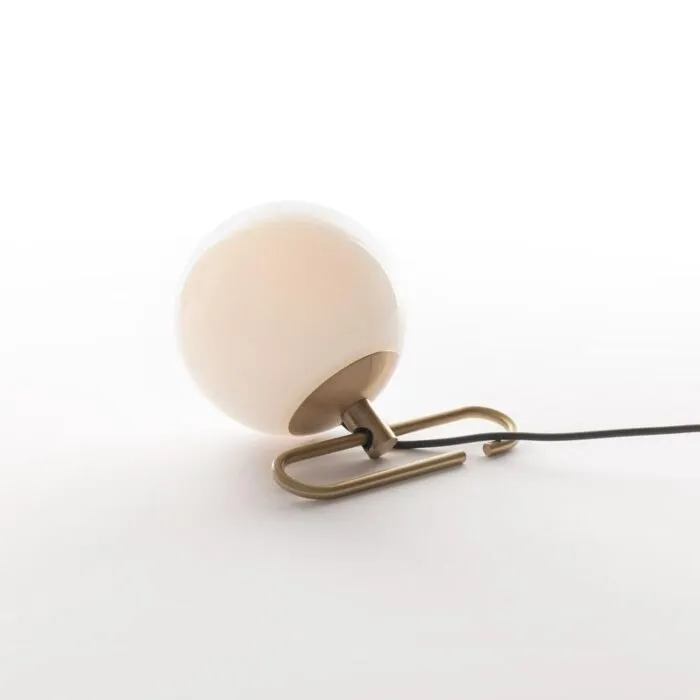 Merkproduct Artemide NH1217 tafellamp