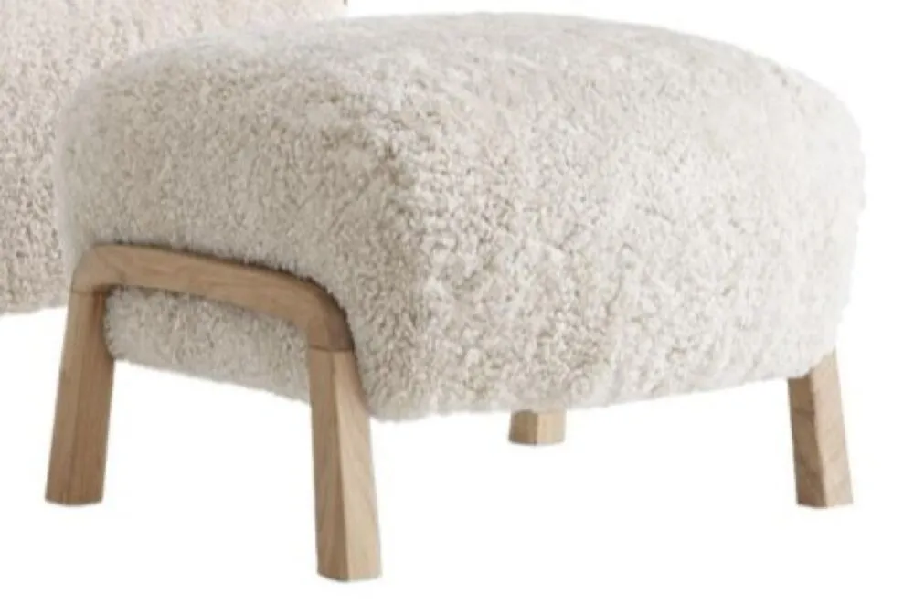 &tradition Wulff ATD3 poef oiled oak-Sheepskin 17mm, Moonlight Op = Op