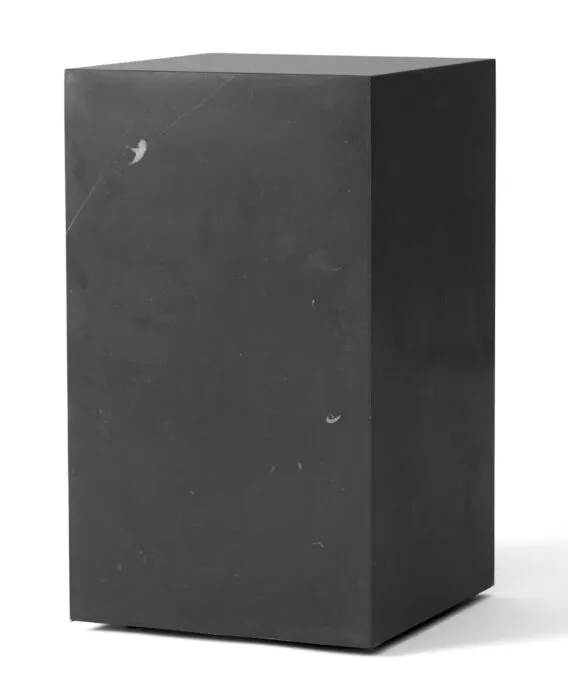 Merkproduct Audo Copenhagen Plinth Tall bijzettafel-Nero Marquina
