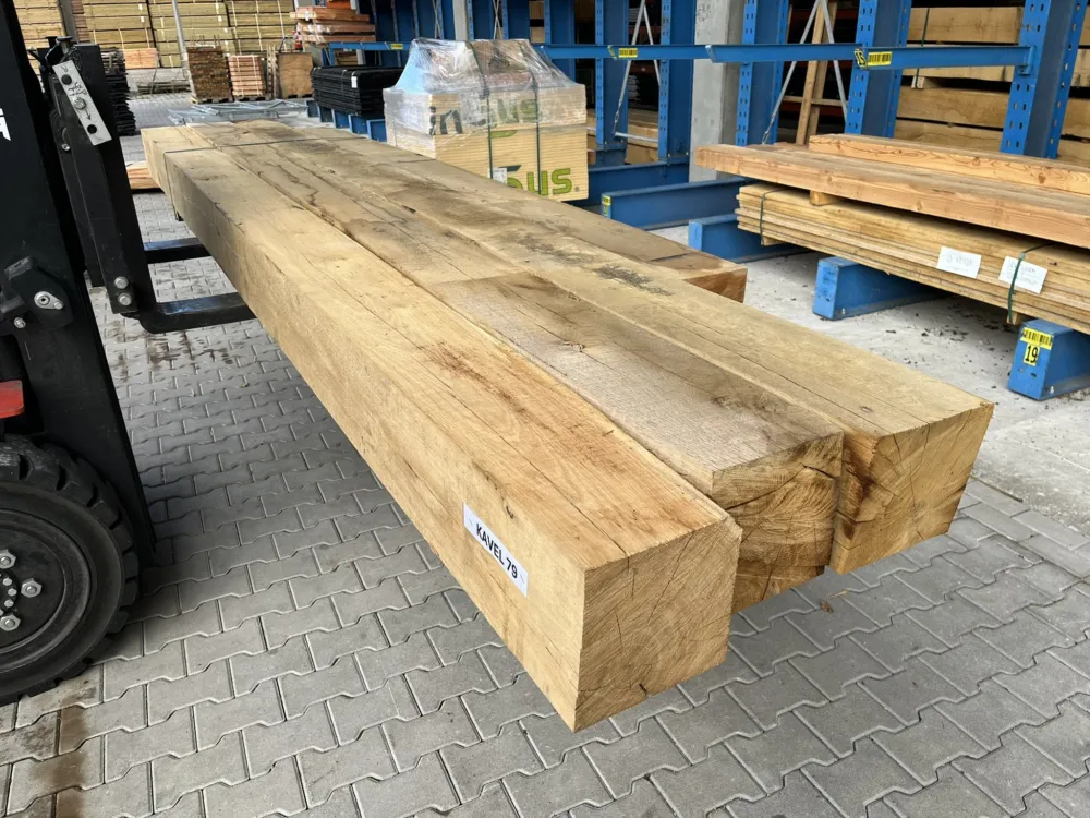 Betaalbaar Bundel 79 - Eiken Balken 200x200x3000 & 4000 mm - kavel 79
