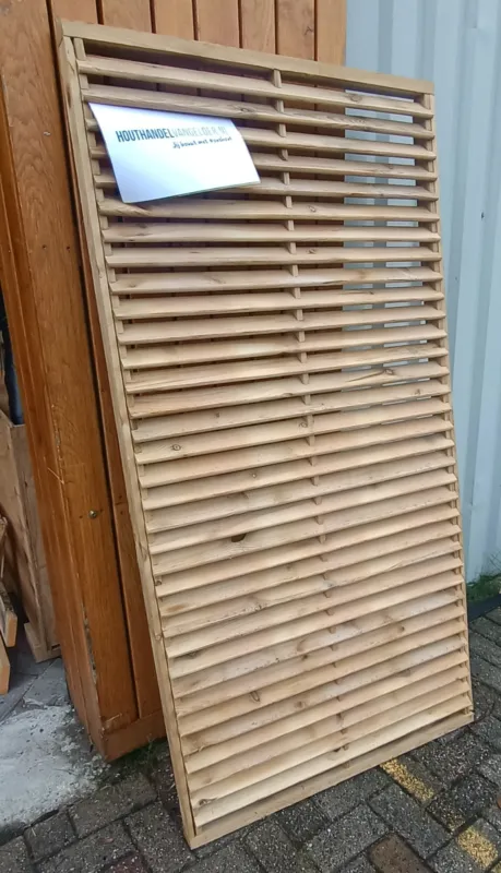 Seizoensaanbieding Louvre Tuinscherm Assen 90x180cm - Winkel Actie - Tuinscherm Assen 90x180cm Geïmpregneerd Grenen.