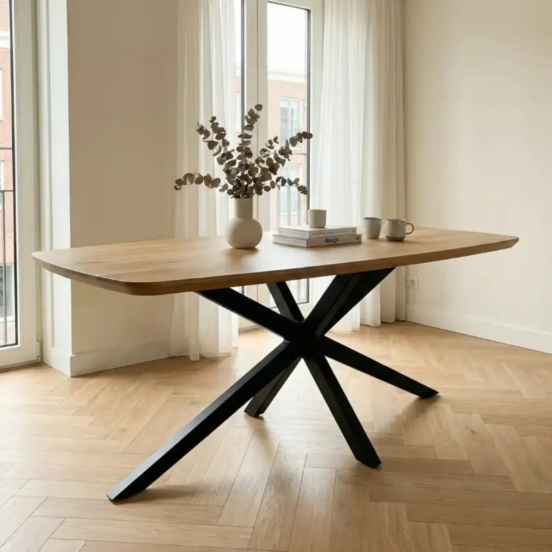 Uitverkoop Eiken Eettafel Odense – Deens Ovaal met Massief Verjongd Blad & Taps Toelopende Spinpoot