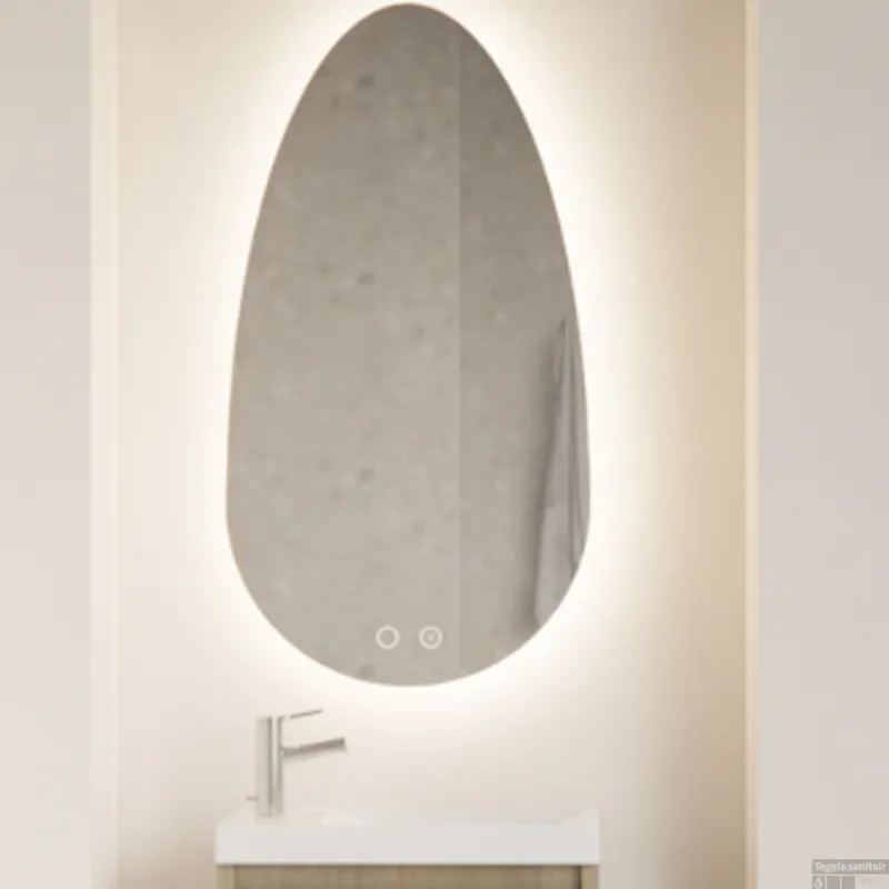 Koopje Badkamerspiegel Gliss Triton LED Verlichting Met Spiegelverwarming 75x40 cm