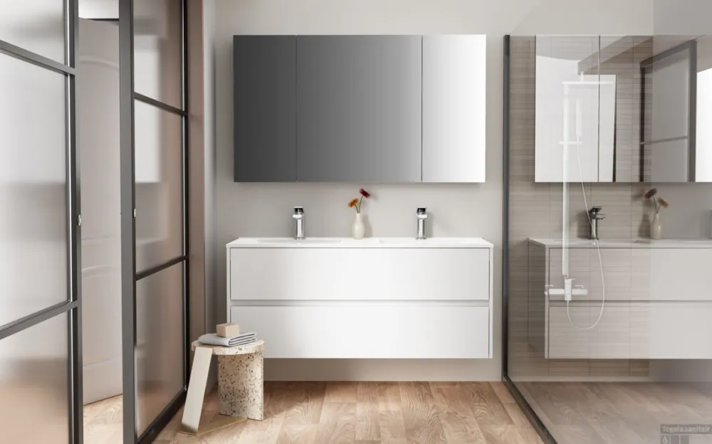 Spiegelkast BWS Hayat 3 Assymetrische Deuren 120x70x15cm Glanzend Wit Laatste Kans