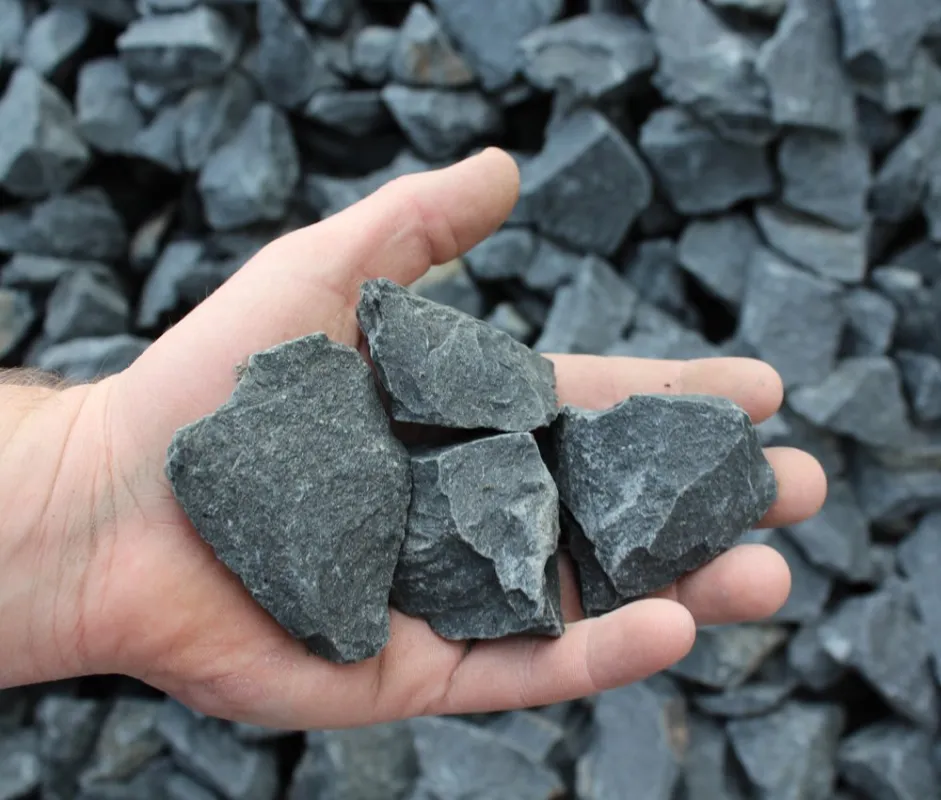 Betaalbaar Basalt split zwart 40-80 mm - in bigbags van 650 kg of 1000 kg - 1000 kg