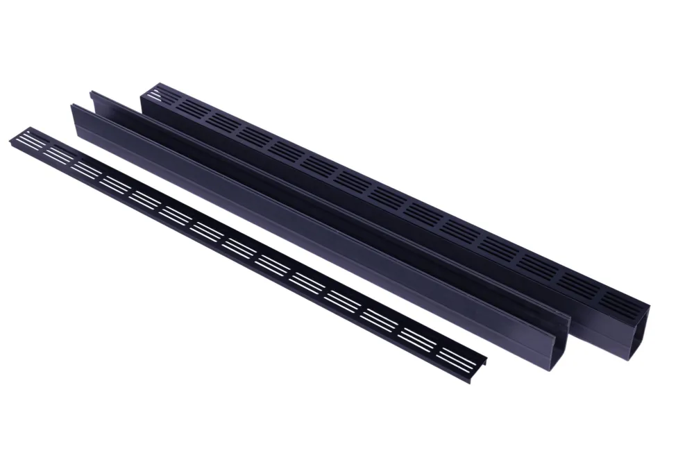 Uitverkoop Ultra Drain Watergoot Blackline Straight 6,7x10x120 cm - PER 2 STUKS