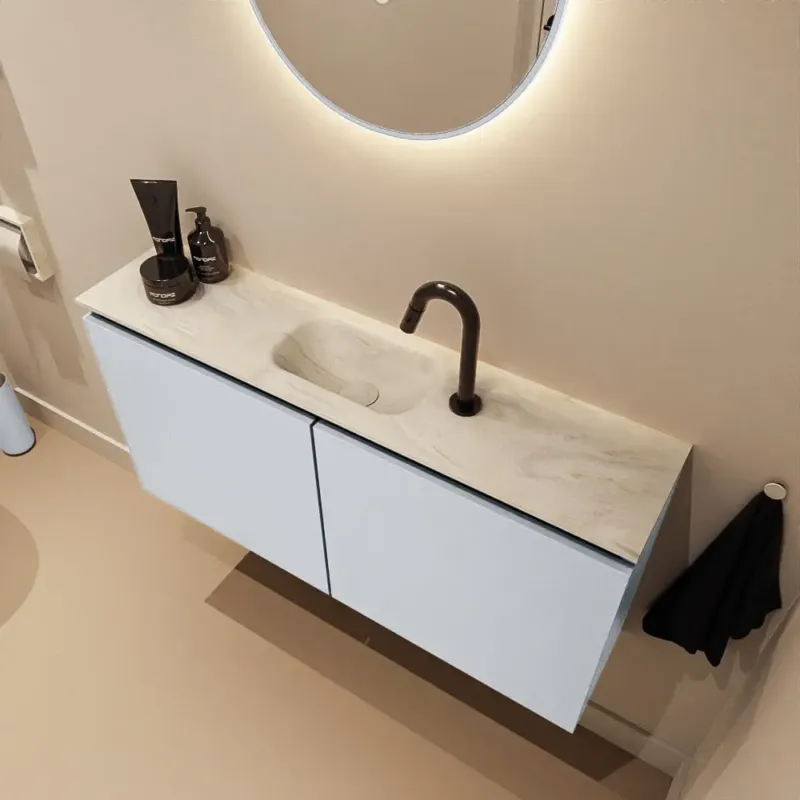 Op = Op Mondiaz Ture DLux toiletmeubel 100cm clay met wastafel ostra midden met kraangat
