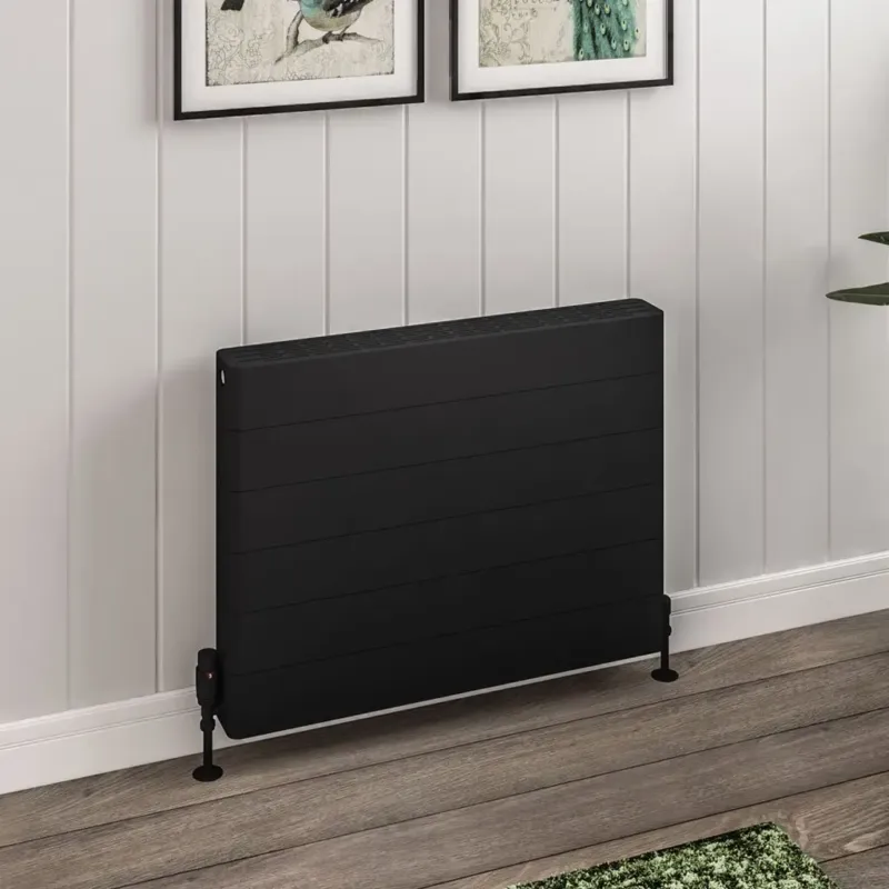 Eastbrook Keynsham paneelradiator met streep 80x60cm 1577W zwart mat Favoriet