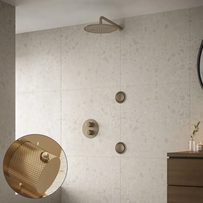 Meest Verkocht Saniclear Brass Curved inbouw regendouche 20cm met ronde massagejets en muurarm geborsteld messing - mat goud