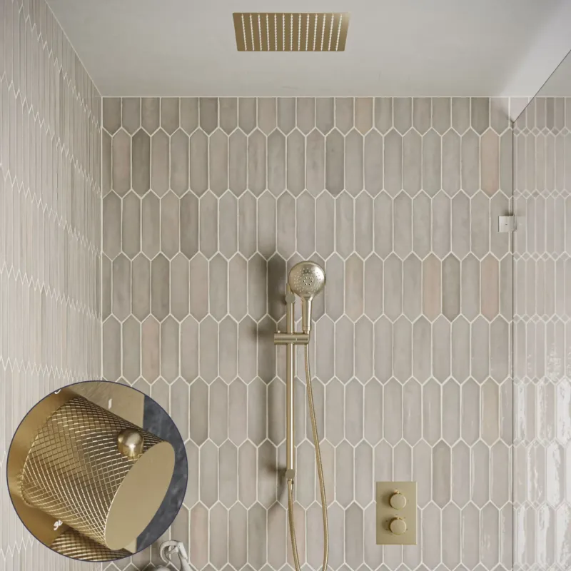 Saniclear Cube Curved inbouw regendouche met inbouw douchekop 30x30cm, glijstang en 2 standen handdouche geborsteld messing - mat goud Populair