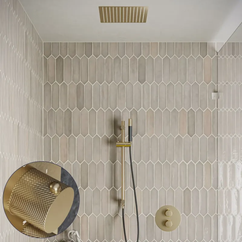 Saniclear Cube Curved Pro inbouw regendouche rond met inbouw douchekop 30x30cm, glijstang en staafhanddouche geborsteld messing - mat goud Lage Prijs