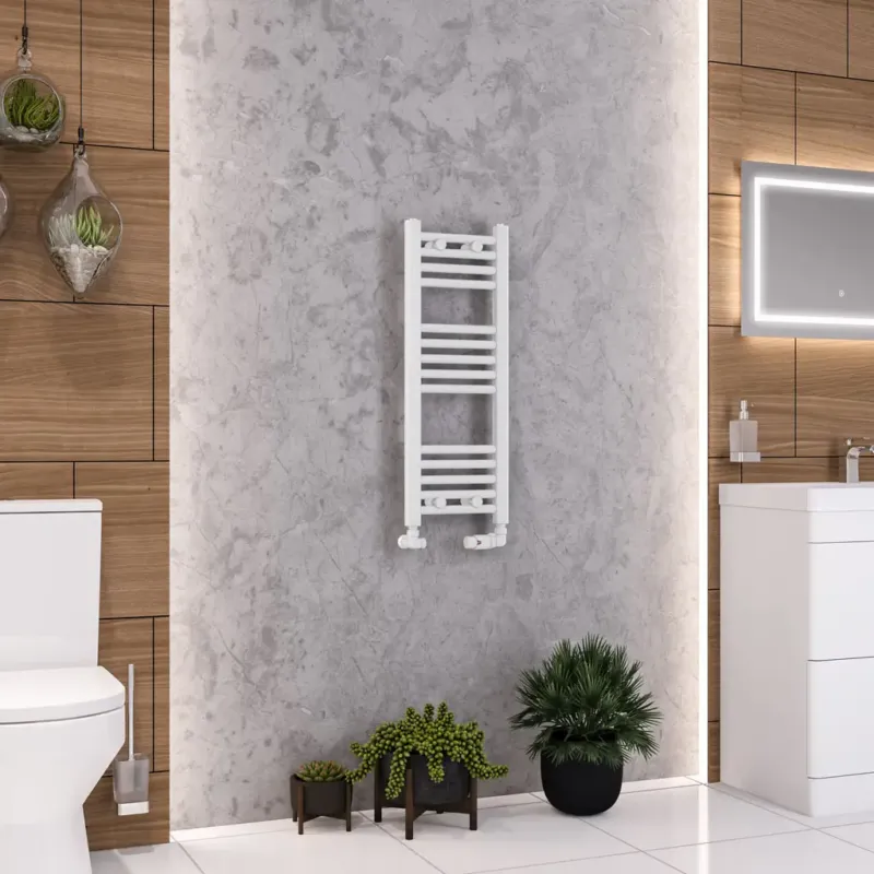 Betaalbaar Eastbrook Wendover handdoekradiator 30x80cm 212W wit glans