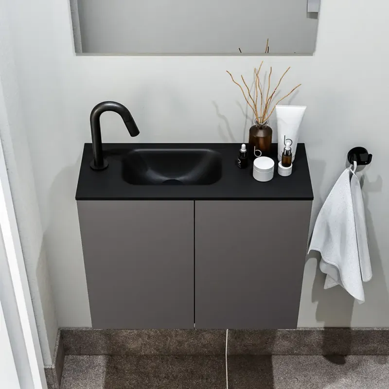 Alleen Vandaag Zaro Polly toiletmeubel 60cm donkergrijs met zwarte wastafel met kraangat links