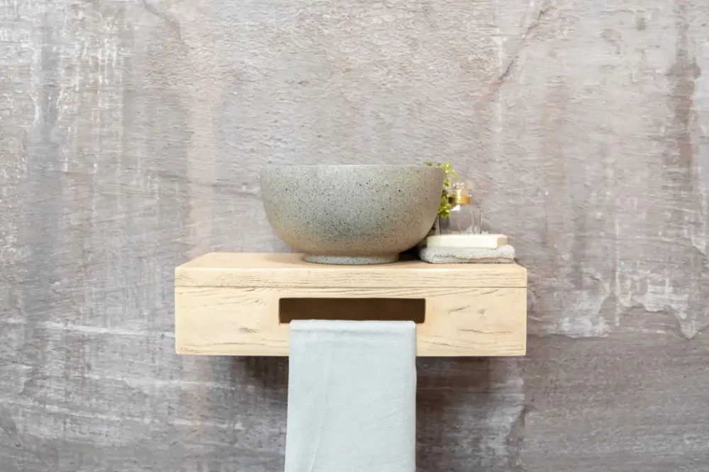 Actieprijs Saniclear Seba fontein met eiken plank en grijze terrazzo waskom voor in het toilet