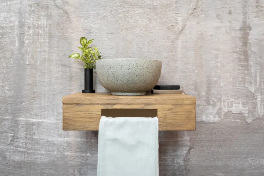Saniclear Seba fontein met bruin eiken plank en grijze terrazzo waskom voor in het toilet Dagaanbieding