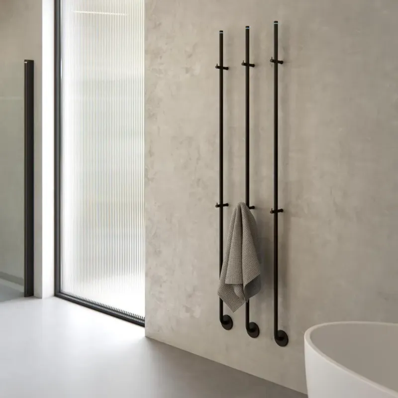 Instamat Jay elektrische handdoekradiator 175cm zwart mat 29W Meest Verkocht